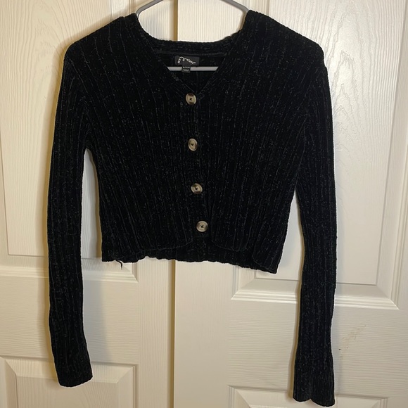 art class Other - Art Class Black Textured Fuzzy Cropped Cardigan size XL (14/16)